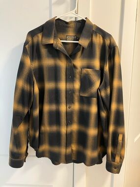 Pendleton Black and yellow button up